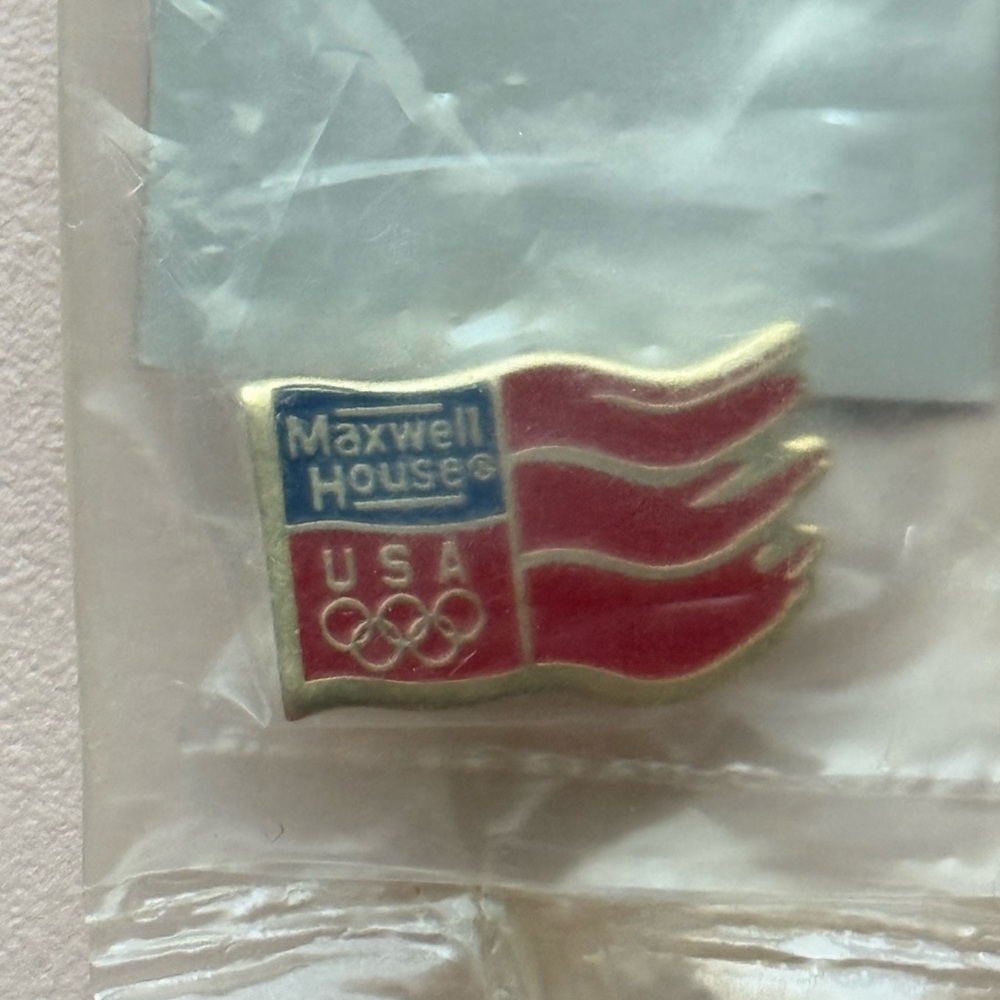 Vintage Maxwell House USA Olympic Pin
